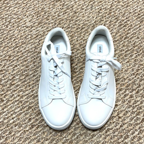 Steve Madden Mirella White Sneaker NWT - Picture 1 of 7